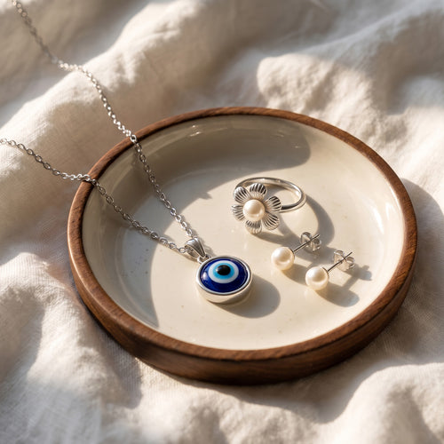 ✨ Premium Ring, Earrings & Evil Eye Pendant – FREE Gift set